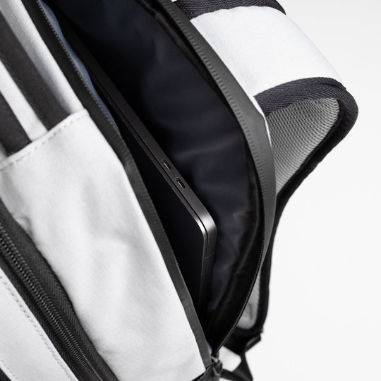 Arizona A2 Backpack - Moon Gray
