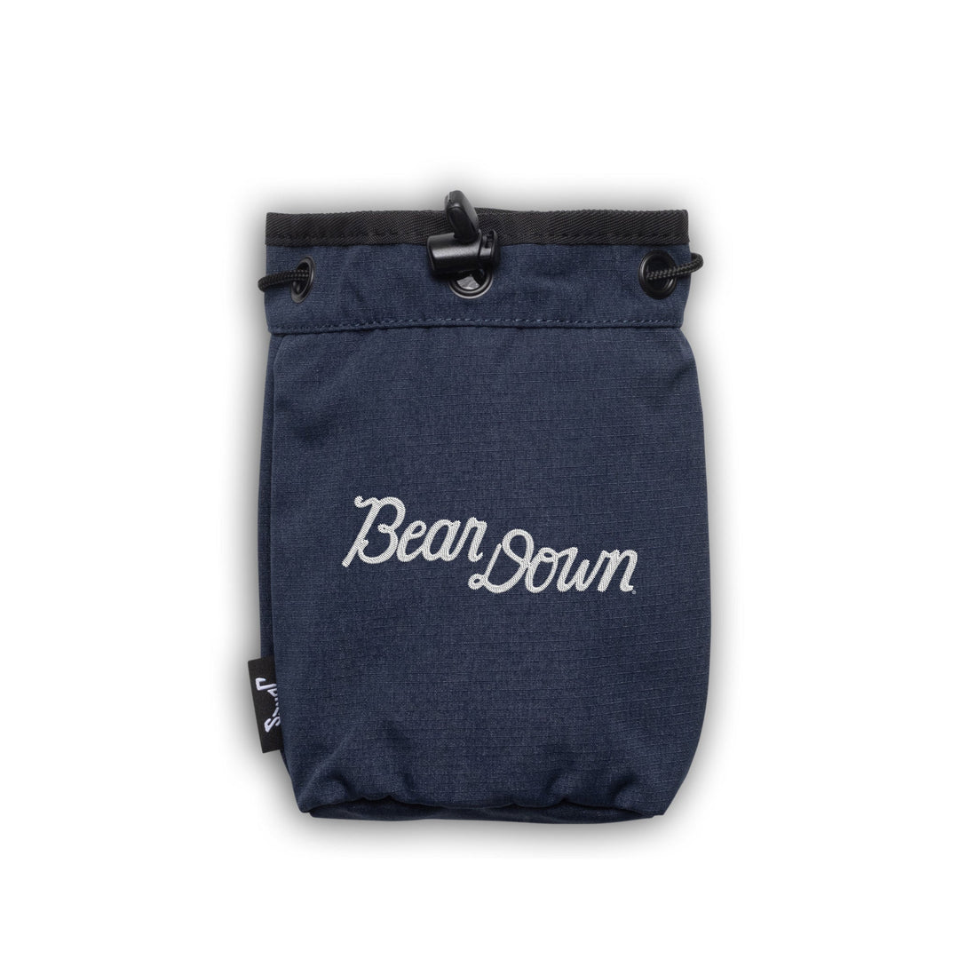#design_white-bear-down