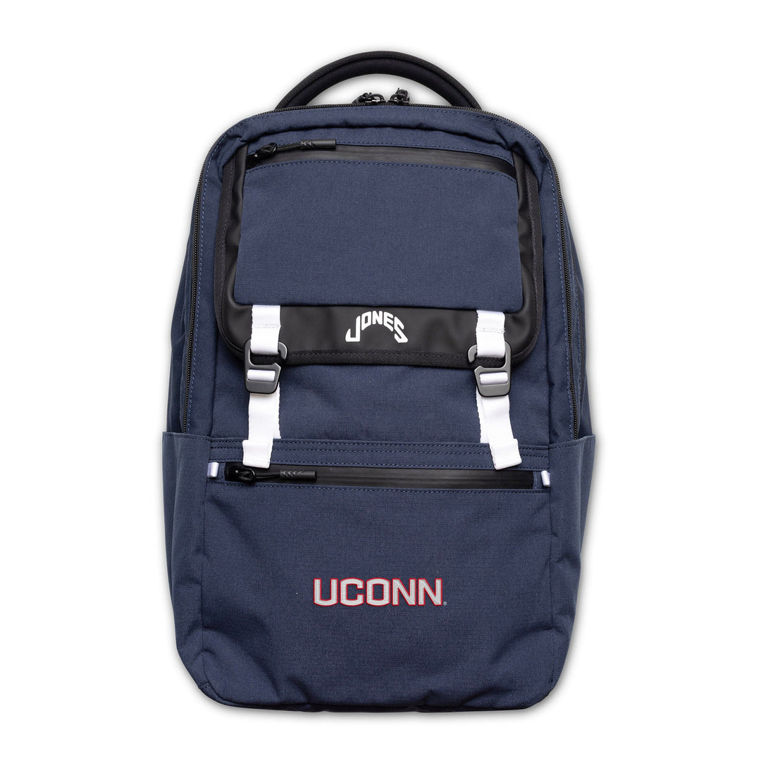 #design_white-uconn-word-mark